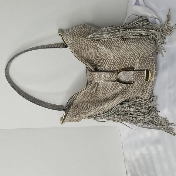 G.I.L.I. LEATHER FRINGE HOBO BAG IN GREY SNAKE EMBOSSED - Picture 1 of 10